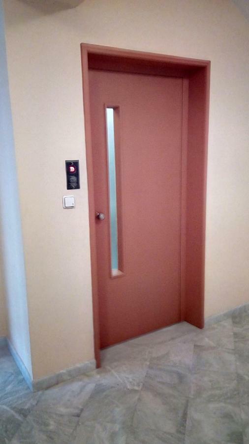 Ioanna'S Luxury Two Bedroom Apartment Nafplio Bagian luar foto